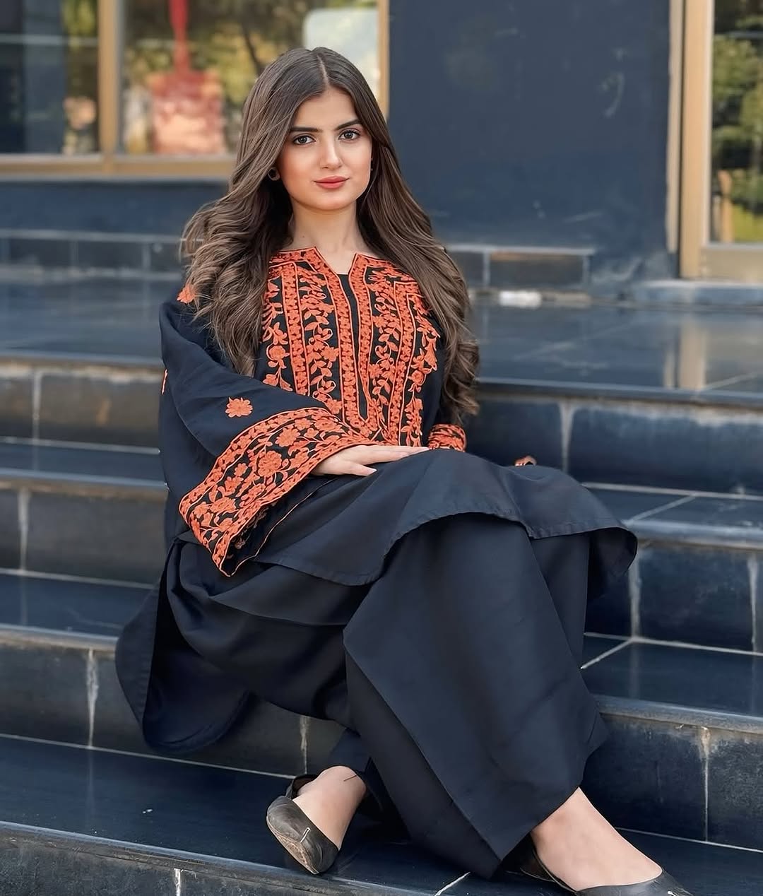 Luxury Embroider 2 piece stitch