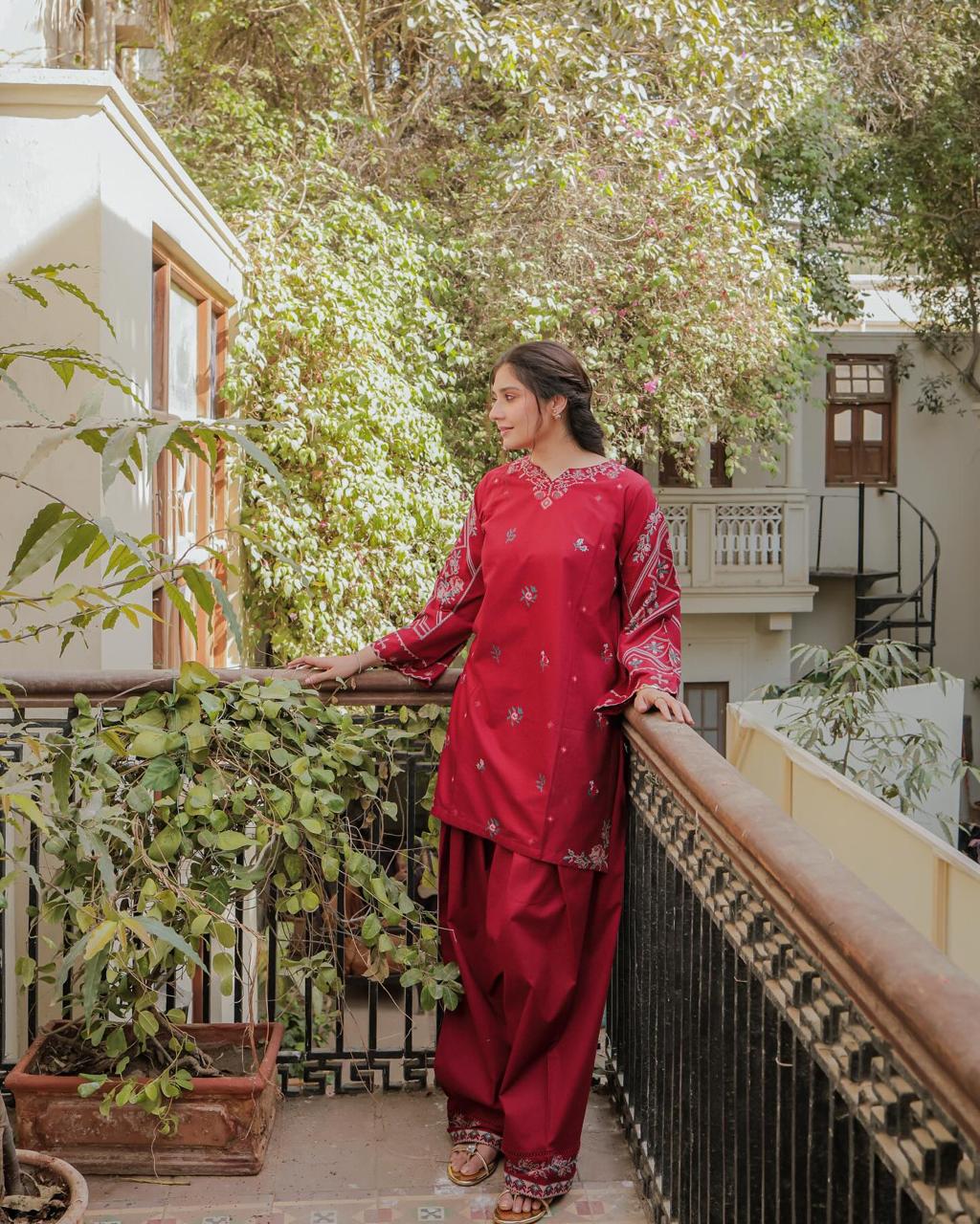 RUBY FARSHI SHALWA EMBROIDED 2 PC