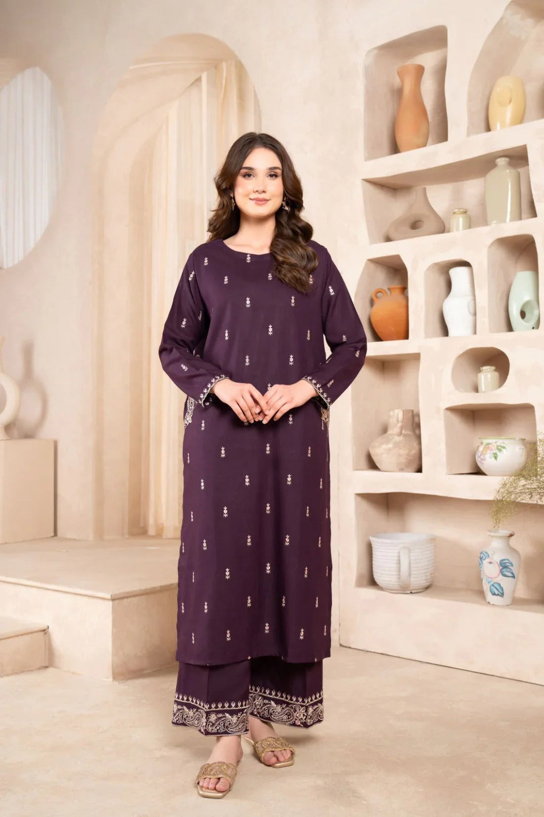 NAAZ  EMBROIDERY 2PC
