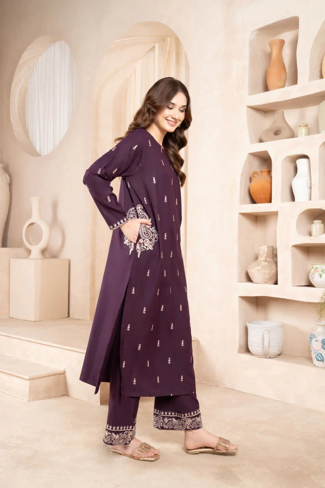 NAAZ  EMBROIDERY 2PC
