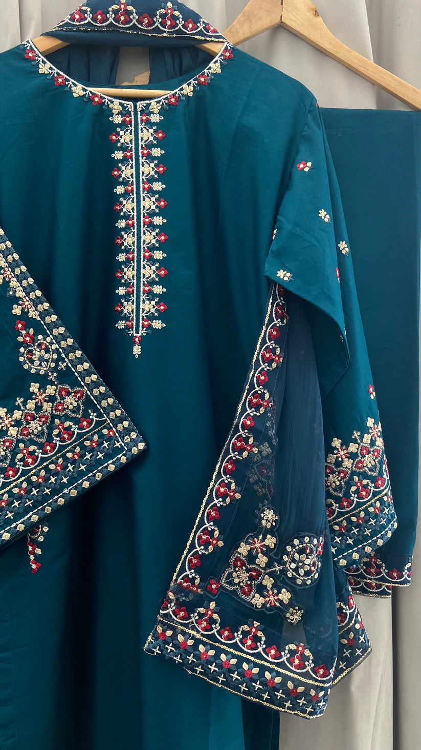 ZARA Embroidered 3pcs