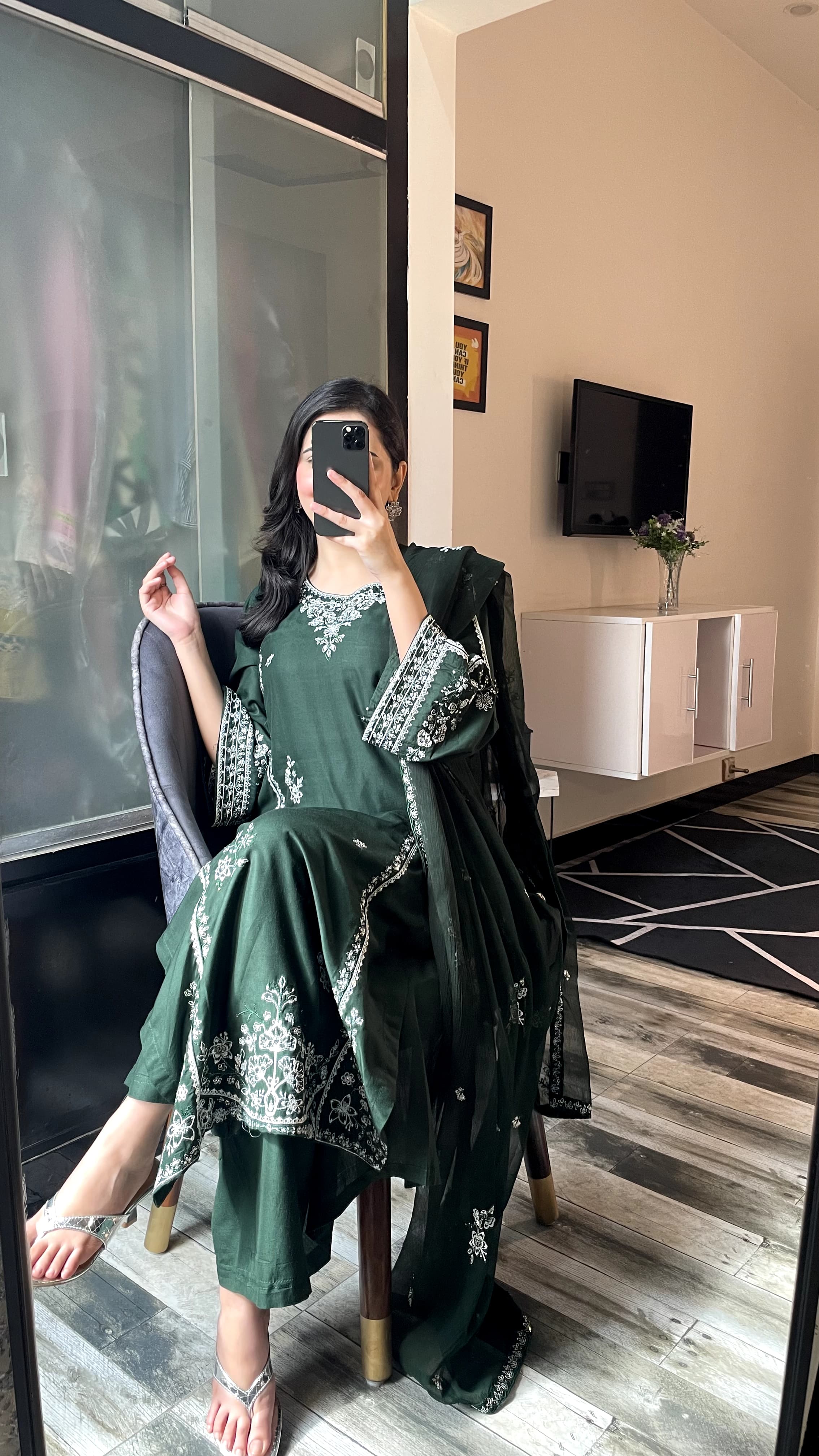 Fosty Embroided 3 pc