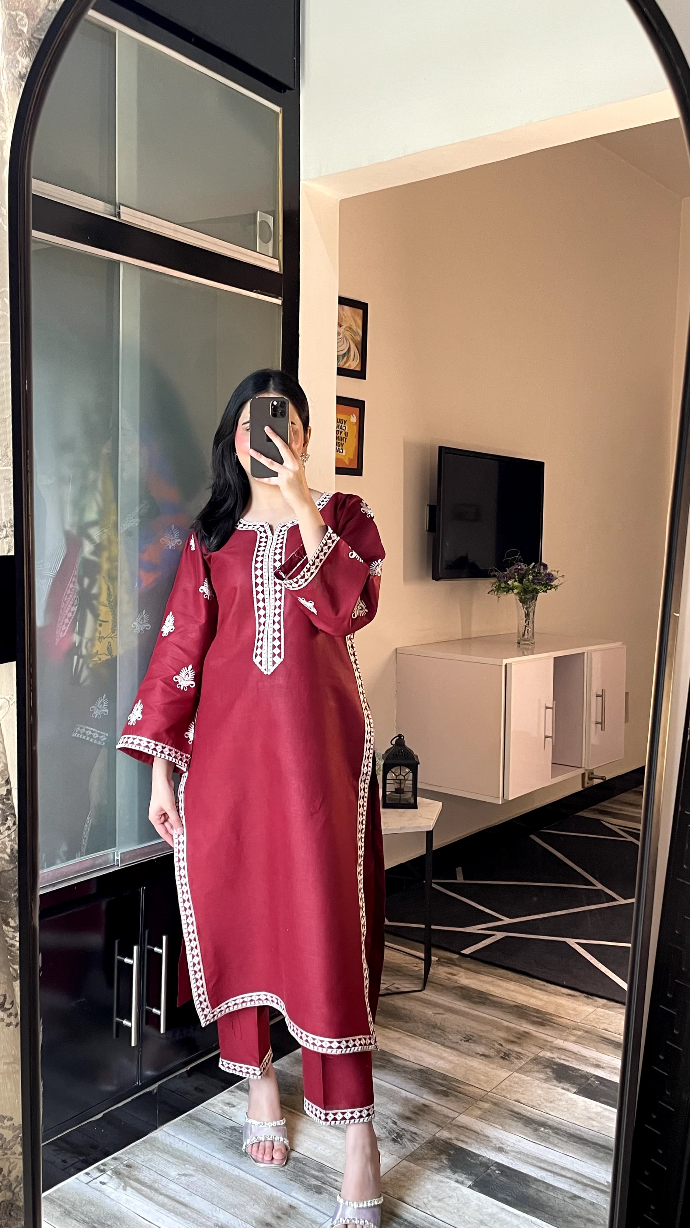 Rasberry Embroided 2 pc
