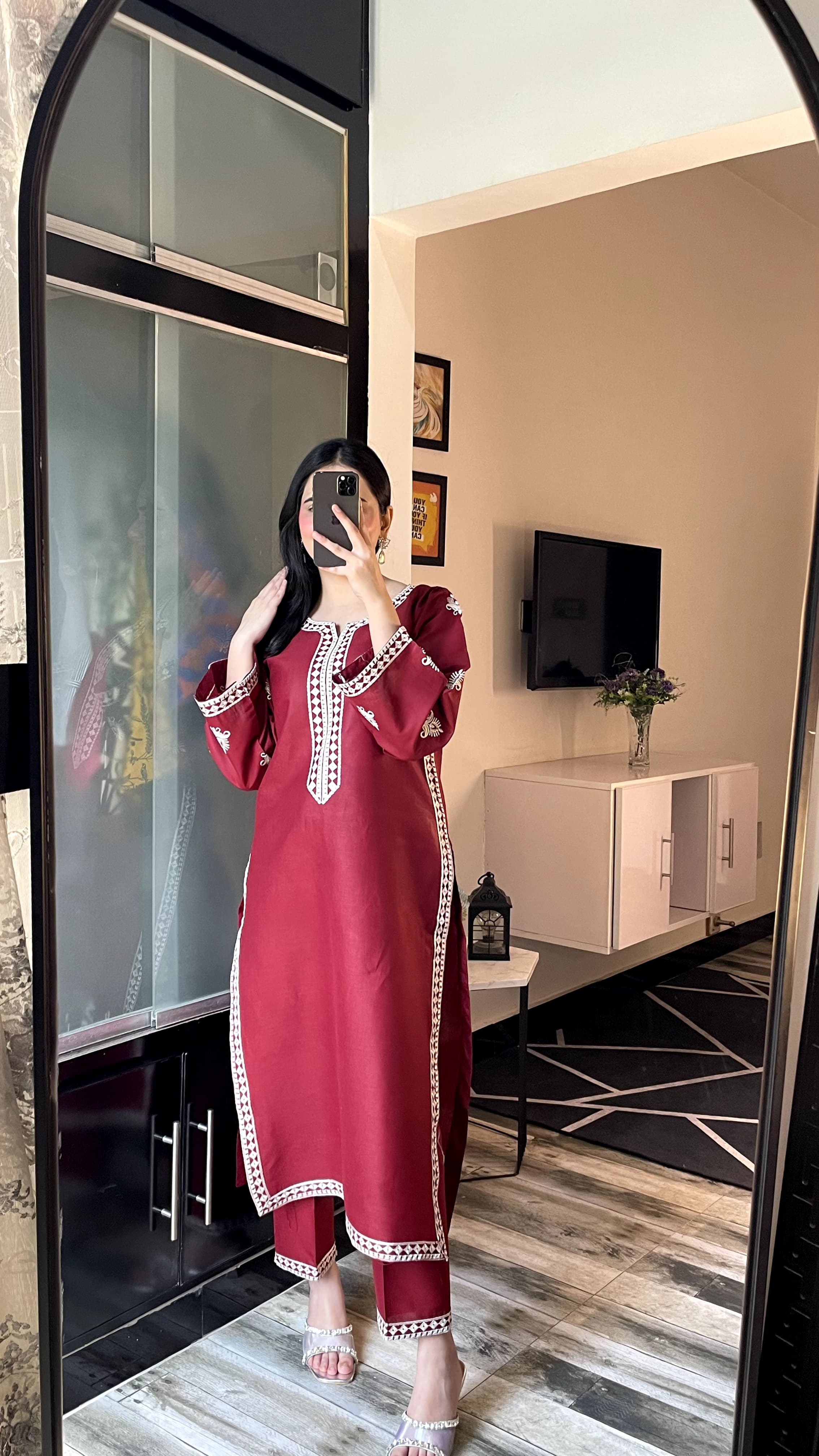 Rasberry Embroided 2 pc