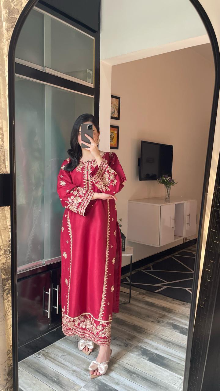 CRANBERRY Embroided 2 pc
