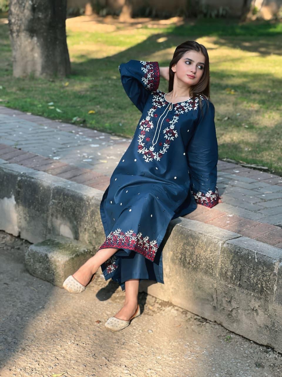 Mid night Embroided 2 pc