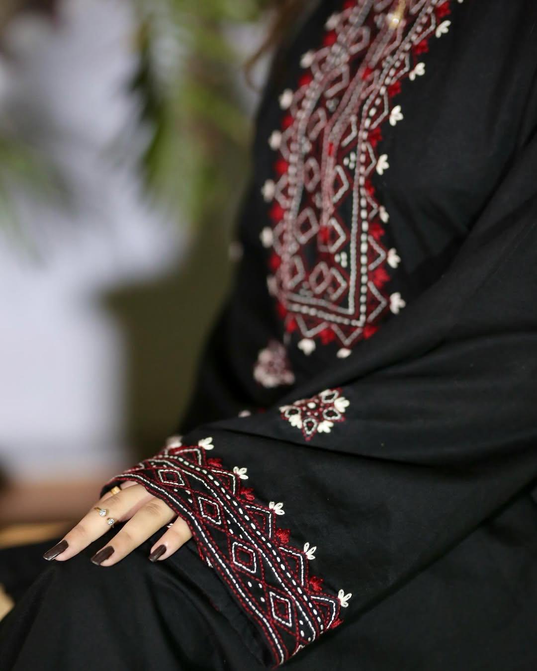 SINDHI LONG LENGHT EMBROIDERY 2PC
